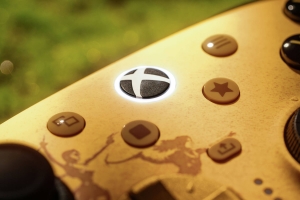 8BitDo Tomb Raider 30th Anniversary Ultimate 3 Controller Xbox