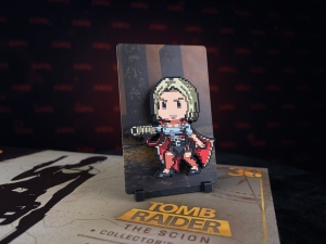 Figgyz Tomb Raider Collectors Box Set Holo Plate Numbered Coin