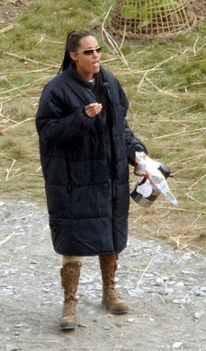 Lara Croft Tomb Raider The Cradle Of Life starring Angelina Jolia On Set Photos