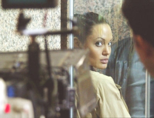 Lara Croft Tomb Raider The Cradle Of Life starring Angelina Jolia On Set Photos