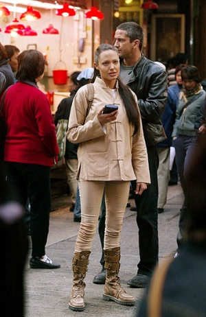 Lara Croft Tomb Raider The Cradle Of Life starring Angelina Jolia On Set Photos