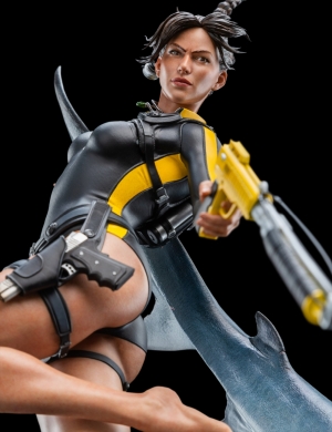 WETA Workshop Lara Croft Quest of Avalon Statue