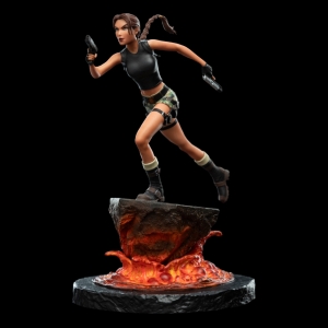WETA Workshop Lara Croft The Sanctuary of Flame Miniature Statue