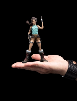 Weta Workshop MINI EPICS Lara Croft Vinyl Figure